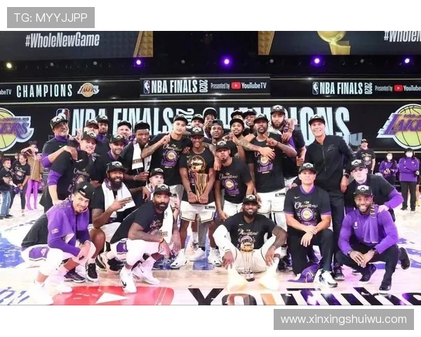 詹姆斯复出带领湖人逆转勇士 替补席表现亮眼成制胜关键